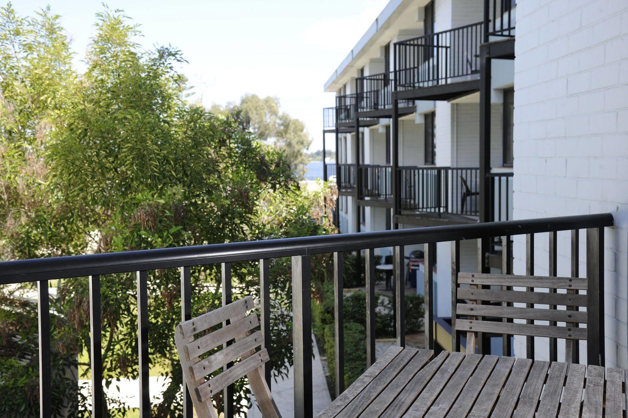 Lodestar Waterside Apartments Perth Luaran gambar